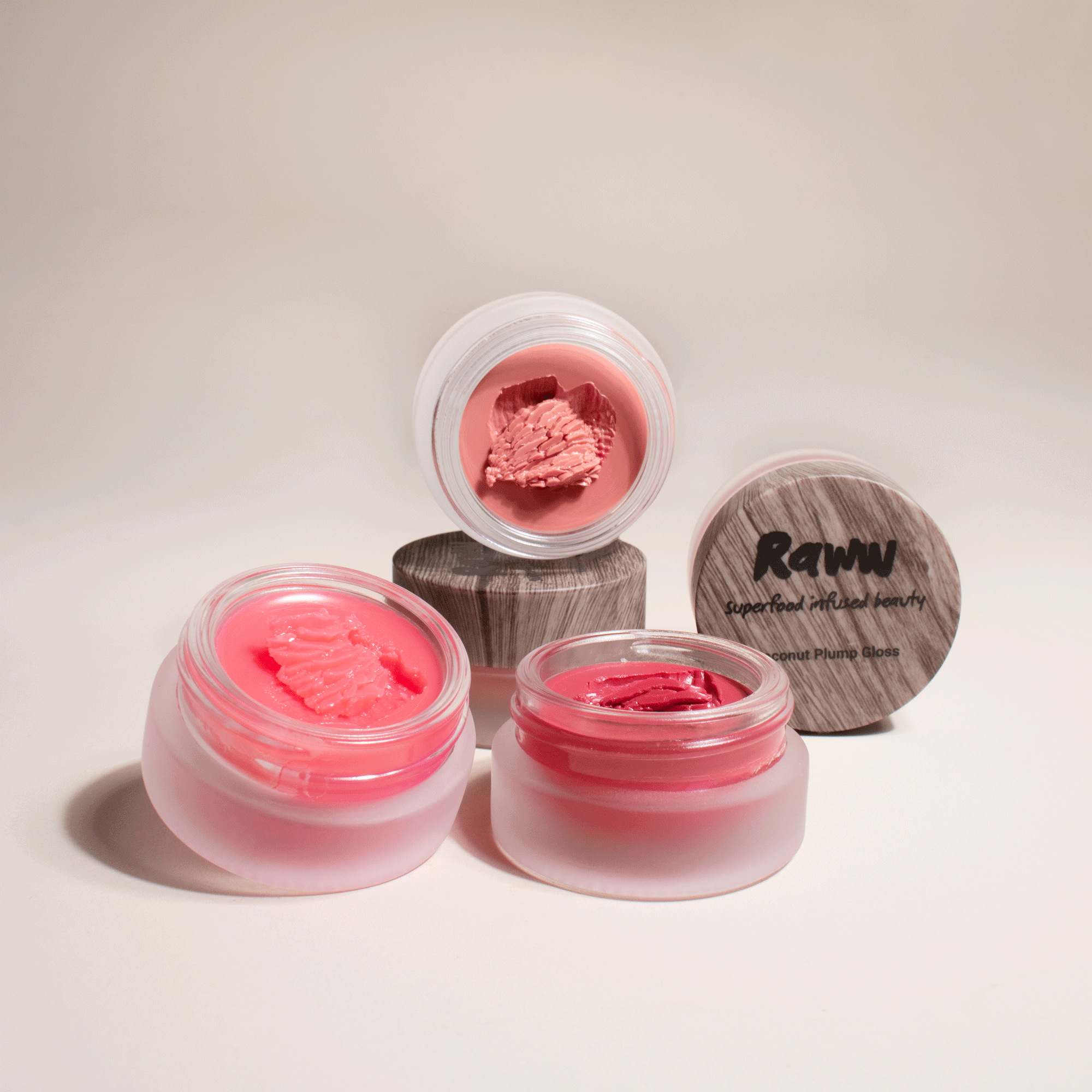 Coconut Plump Gloss | RAWW Cosmetics | Lifestyle 02